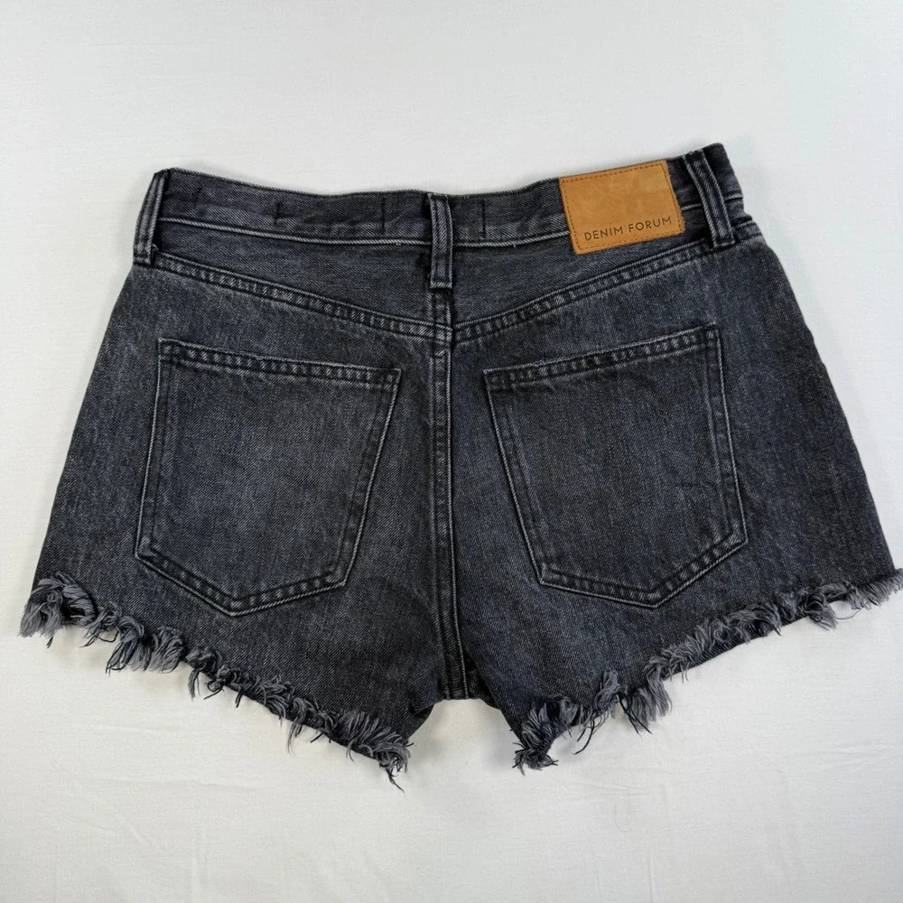 ARITZIA Denim‎ Forum The Ex Boyfriend Short Black High Rise Size 25